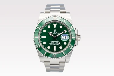 Rolex Submariner Date 40mm 'Hulk" Stainless Steel Oyster 116610LV 2017