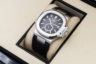Patek Philippe Nautilus 40.5mm Black Leather 5726A-001 2020