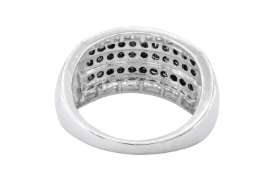 9ct White Gold Black And White Diamond Ring