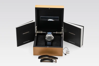 Panerai Luminor Marina 44mm Blue Fabric PAM00777 2019
