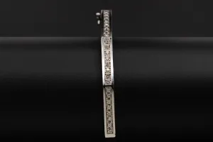 18ct White Gold Diamond Bangle App 0.75cts