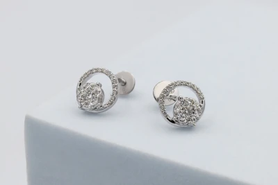 18ct White Gold Diamond Stud Earrings 0.40ct 2.6g