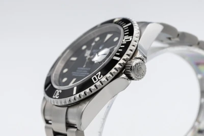 Rolex Submariner 40mm Stainless Steel Oyster 16610 2008