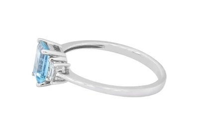 18ct White Gold Aquamarine & Diamond Ring 0.85cts