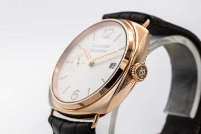 Panerai Radiomir Quaranta Goldtech 40mm Brown Leather PAM01026 2024 UNWORN