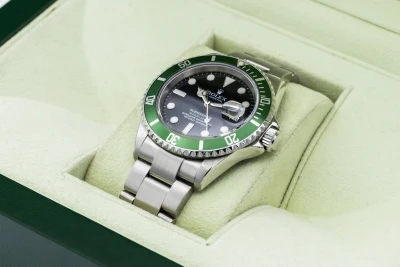 Rolex Submariner Date 40mm 'Kermit' Stainless Steel Oyster 16610LV 2006