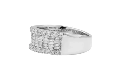 18ct White Gold Baguette Diamond Mens Ring 1.48ct