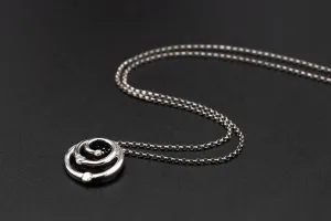 18ct White Gold Diamond Necklace 4.3g