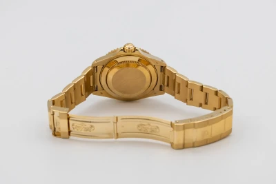 Rolex Submariner 40mm 18ct Yellow Gold Oyster 16618 1989