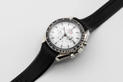 OMEGA Speedmaster Moonwatch Black Rubber 42mm 310.32.42.50.04.001 2025