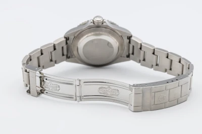 Rolex Submariner 40mm Stainless Steel Oyster 16610 2008