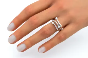 14ct White Gold 3 Stone Diamond Split Shank Ring 4.7g 0.26ct