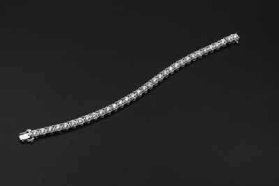 18ct White Gold  Diamond Tennis Bracelet 4.96ct