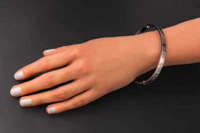 Cartier LOVE Classic 18ct White Gold Bracelet Size 21 43.9g Authentic Box