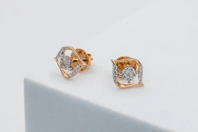 18ct Rose Gold Diamond Stud Earrings 0.20ct 2.4g