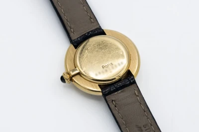 Cartier Ellipse Vintage Ladies 24mm  18ct Yellow Gold Leather 78091 Circa 1970s