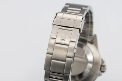 Rolex Submariner Date 40mm Stainless Steel Oyster 16800 1986
