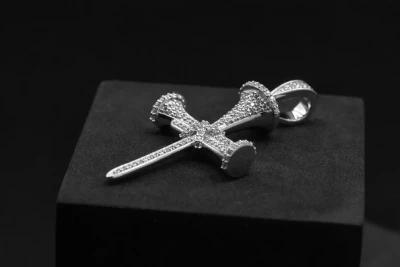 9ct White gold nail cross pendant