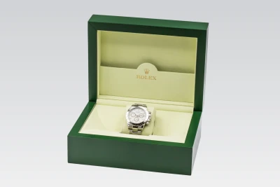 Rolex Cosmograph Daytona 40mm Stainless Steel Oyster 116520 2001