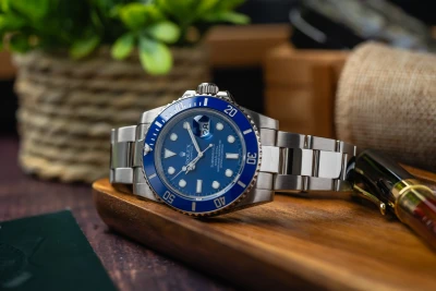 Rolex Submariner Date 40mm 'Smurf' 18ct White Gold Oyster 116619LB 2012