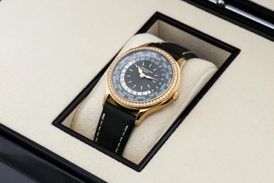 Patek Phillipe Complications World Time 36mm 18ct Yellow Gold 7130R-014 2022