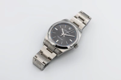 Rolex Oyster Perpetual 39mm Stainless Steel Oyster 114300 2019
