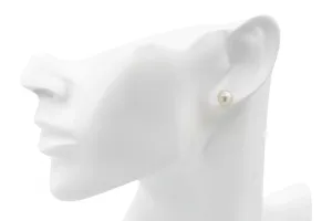 18ct White Gold Fresh Water Pearl Studs 1.9g