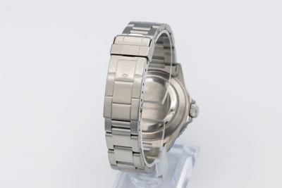 Rolex Submariner Date 40mm Stainless Steel Oyster 16610 1997