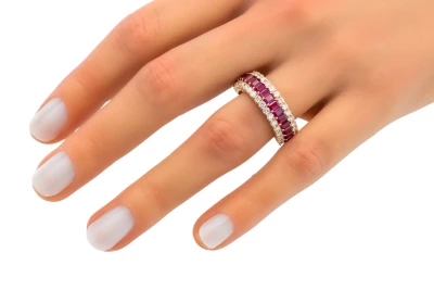 18ct Rose Gold Ruby & Round Brilliant Diamond Cluster Ring 0.68ct