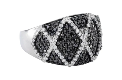9ct White Gold Black & White Diamond Pattern Ring