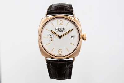 Panerai Radiomir Quaranta Goldtech 40mm Brown Leather PAM01026 2024 UNWORN
