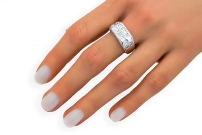 14ct White Gold Diamond Baguette & Brilliant Round Cut Ring 1.24ct