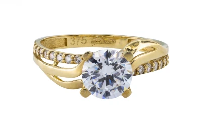 9ct Yellow Gold Cubic Zirconia Solitaire Ring