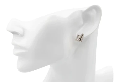 18ct White Gold Diamond Square Stud Earrings  0.10ct 3.2g