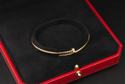 Cartier Juste un Clou Bracelet 18ct Yellow Gold Size 17