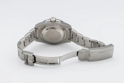 Rolex Submariner Date 40mm 'Hulk" Stainless Steel Oyster 116610LV 2017