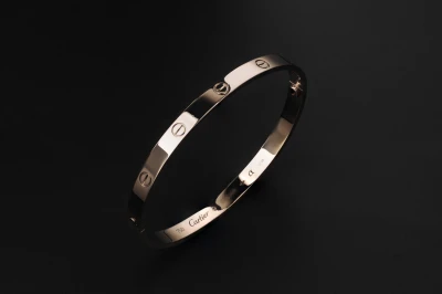 Cartier LOVE Classic 18ct White Gold Bracelet Size 21 43.9g Authentic Box