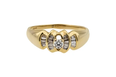 14ct Yellow Gold Diamond Dress Ring 0.18ct