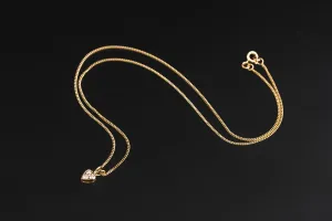 18ct Yellow Gold 3 Stone Diamond Heart Necklace 3.56g