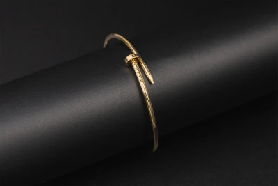 Cartier Juste un Clou Bracelet 18ct Yellow Gold Size 17