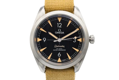 OMEGA Seamaster Railmaster 40mm Beige Fabric 220.12.40.20.01.001 2019