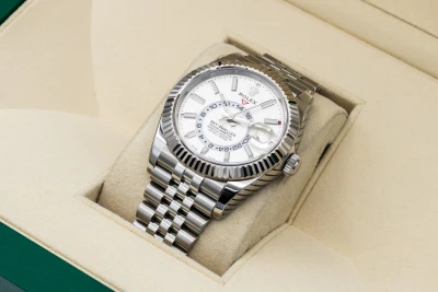Rolex Sky-Dweller 42mm Stainless Steel Jubilee 326934 2023