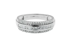 14ct White Gold Princess & Brilliant Cut Diamond Ring 0.75ct 3.4g
