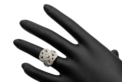 Platinum Diamond Ring 0.98ct 8.3g