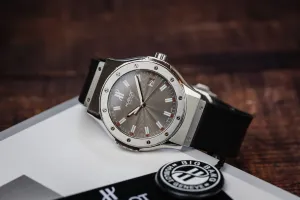 Hublot Classic Fusion 41mm Quartz Black Rubber 1905.GF40.01 2008