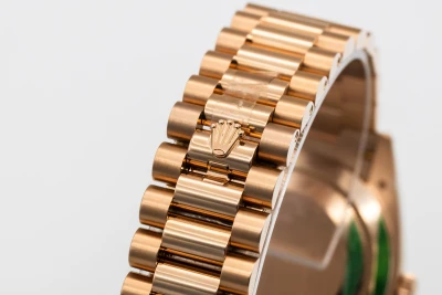 Rolex Day-Date 40mm 'Olive' 18ct Rose Gold Presidential 228235 2019 Unworn