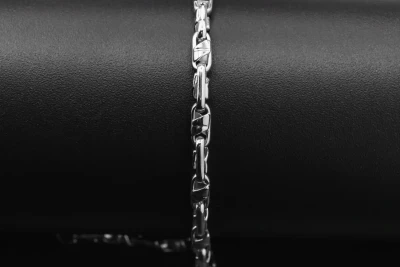 9ct White Gold Fancy Bracelet 10.8gms