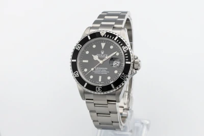 Rolex Submariner Date 40mm Stainless Steel Oyster 16610 2004