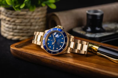 Rolex Submariner 40mm 18ct Yellow Gold Oyster 16618 1989