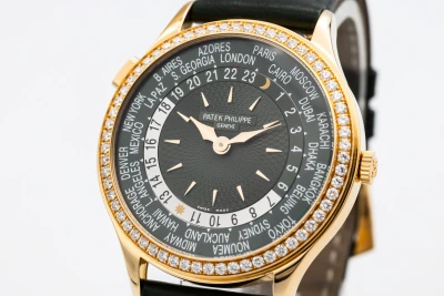 Patek Phillipe Complications World Time 36mm 18ct Yellow Gold 7130R-014 2022